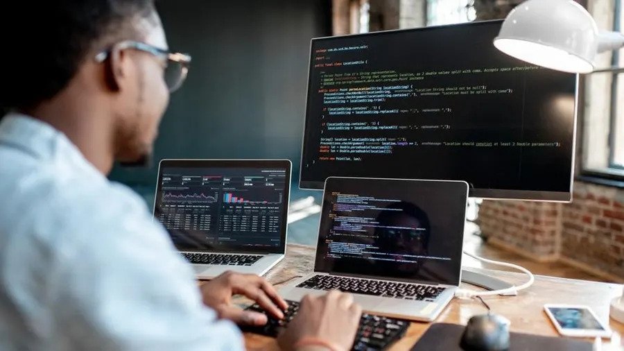 10 Reasons Why Your Website Is Your Best Salesperson in 2026